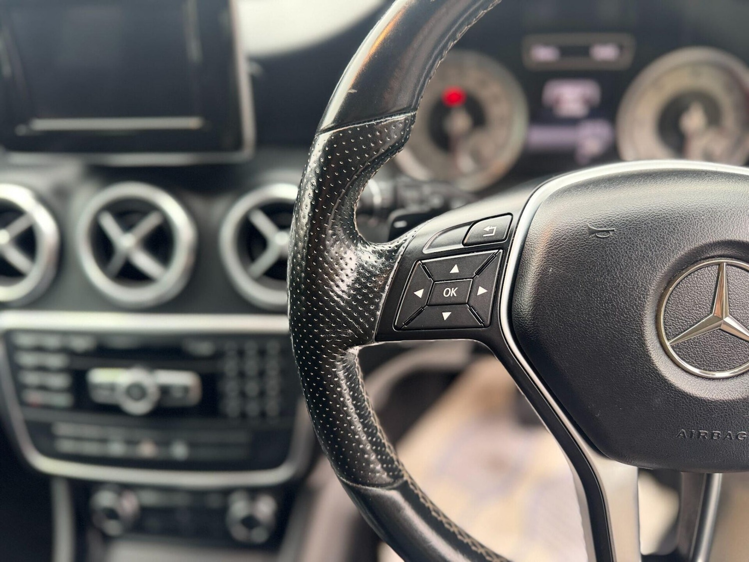 Used Mercedes-Benz A-Class 2015 for sale - 76280677: Photo 20