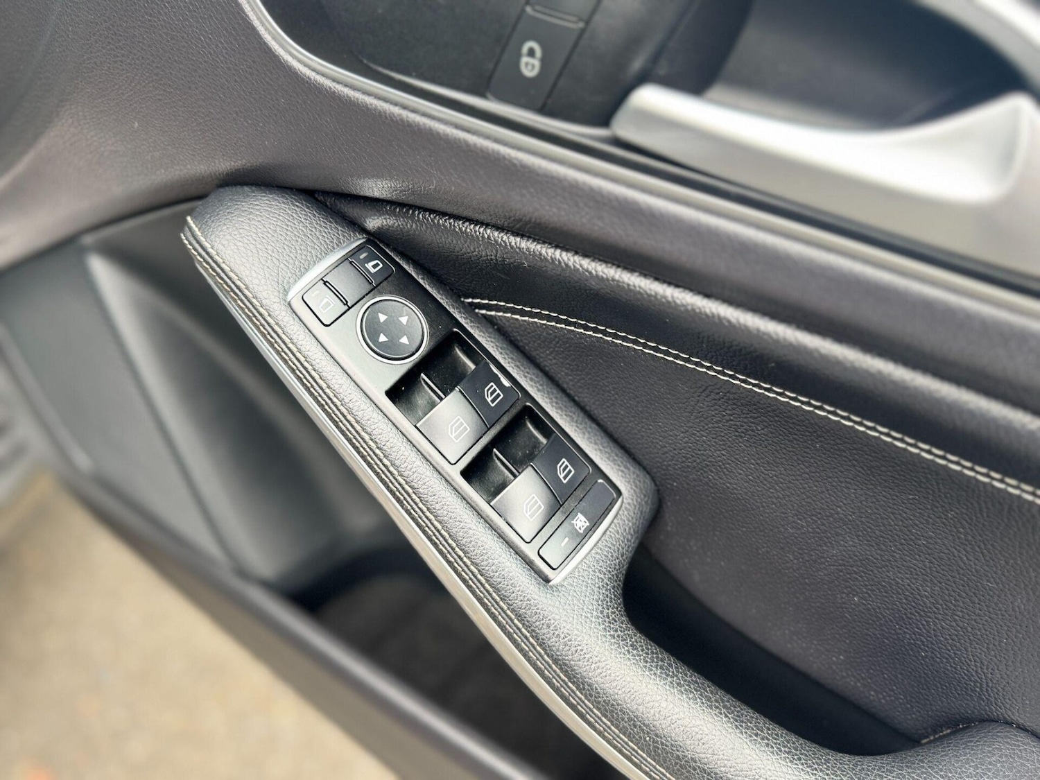 Used Mercedes-Benz A-Class 2015 for sale - 76280677: Photo 24