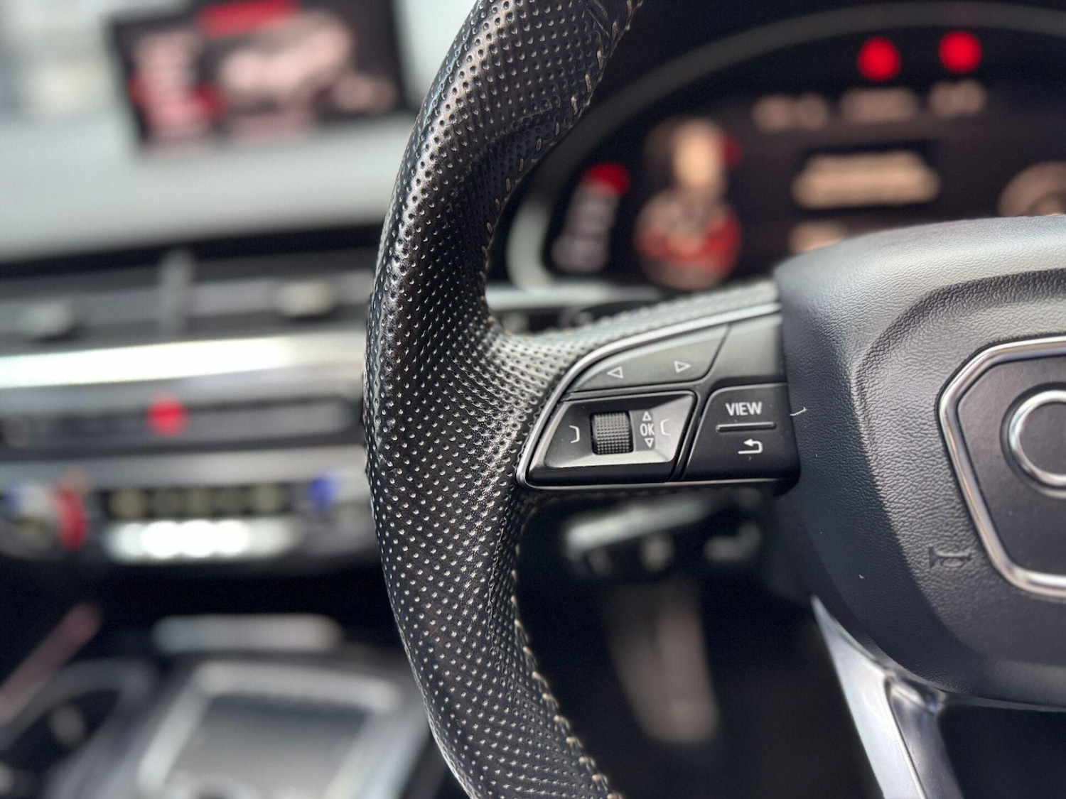 Used Audi Q7 2018 for sale - 77208697: Photo 24