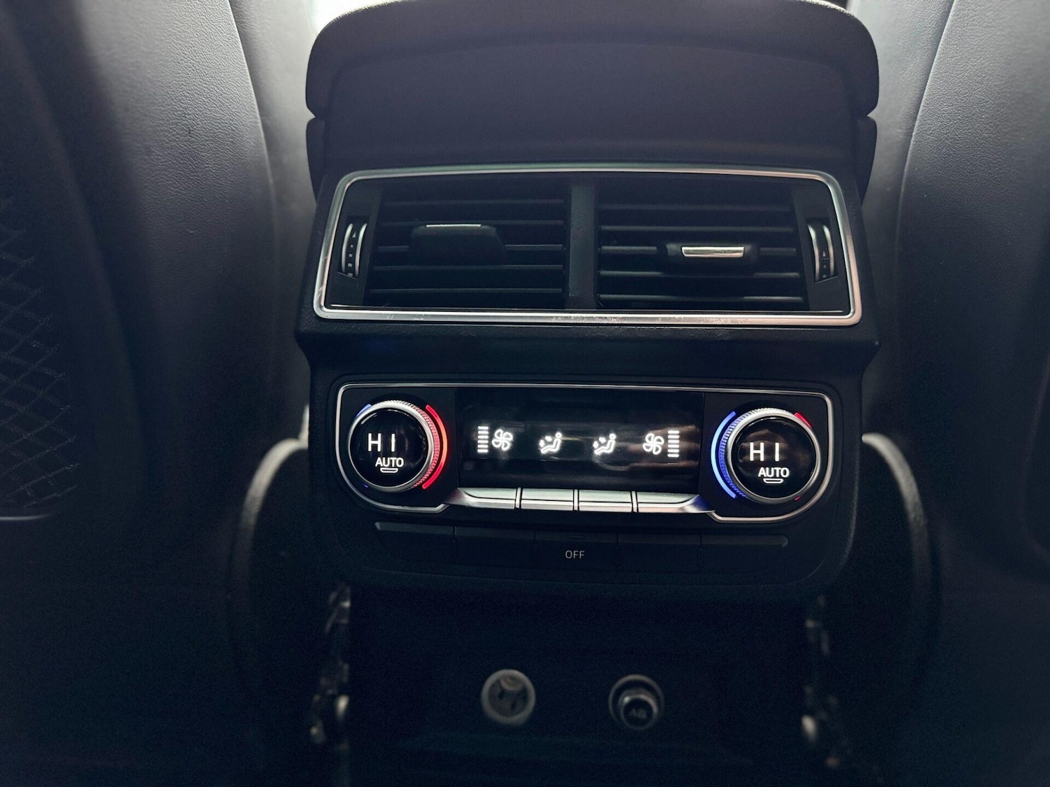 Used Audi Q7 2018 for sale - 77208697: Photo 38