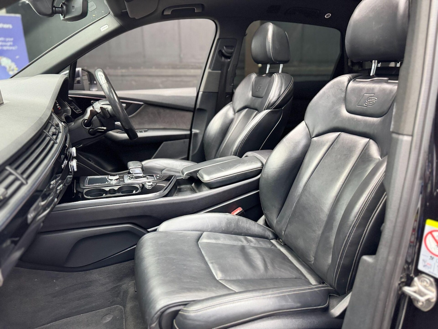 Used Audi Q7 2018 for sale - 77208697: Photo 45