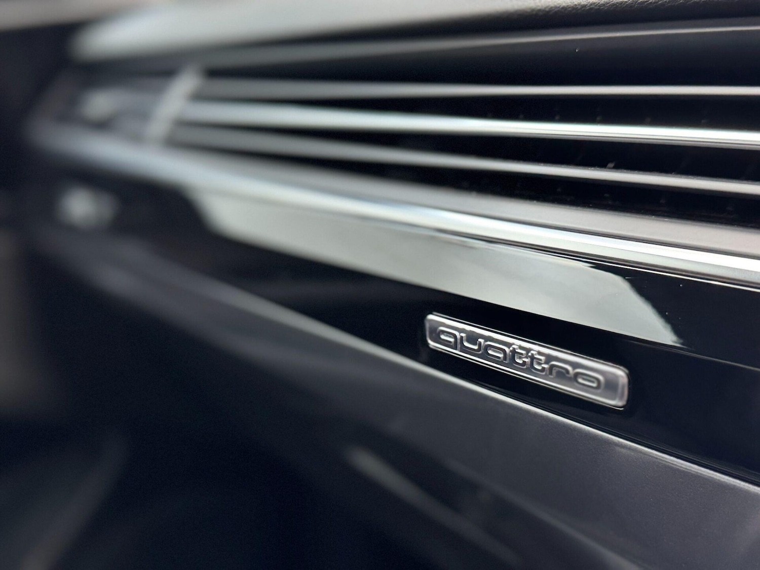 Used Audi Q7 2018 for sale - 77208697: Photo 49