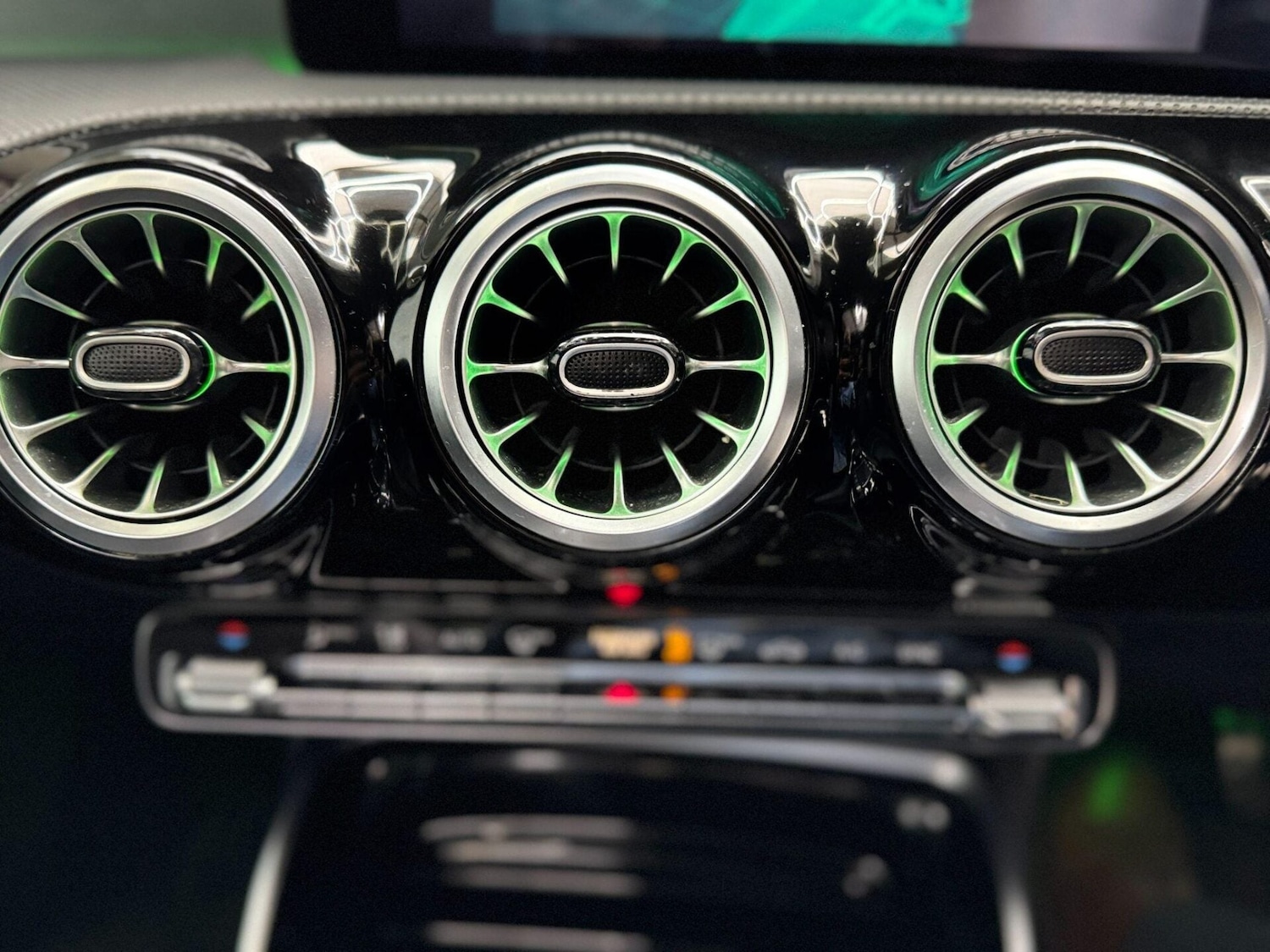 Used Mercedes-Benz CLA 2021 for sale - 76969866: Photo 43