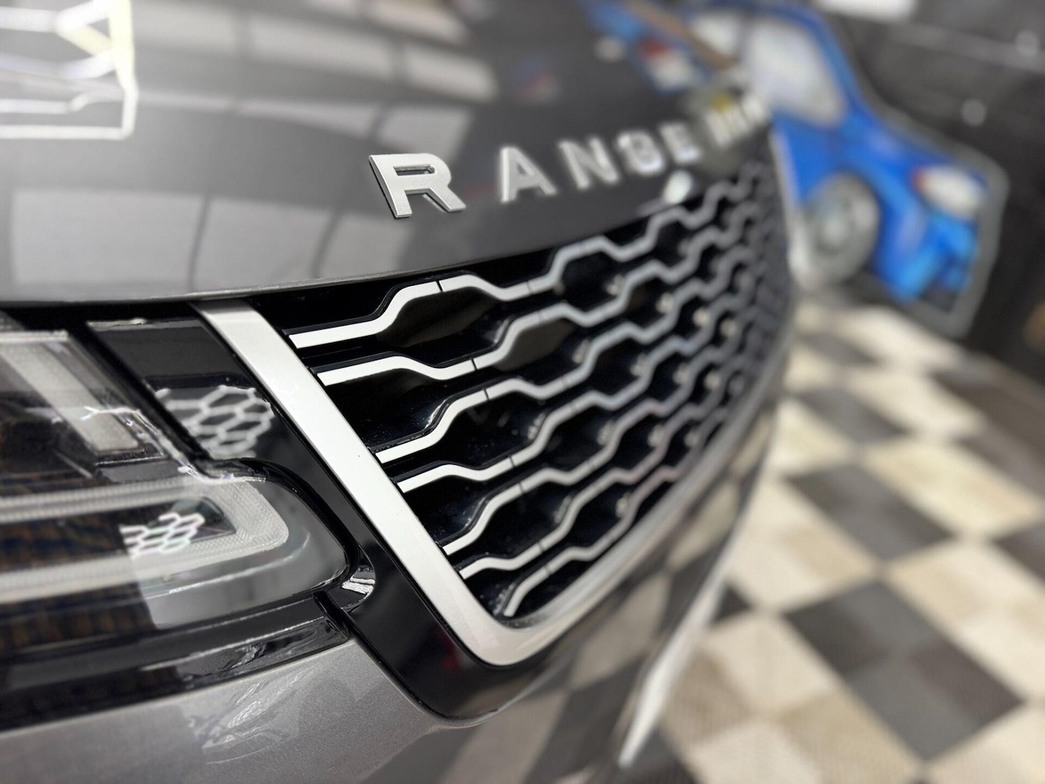 Used Land Rover Range Rover Velar 2019 for sale - 76589108: Photo 16