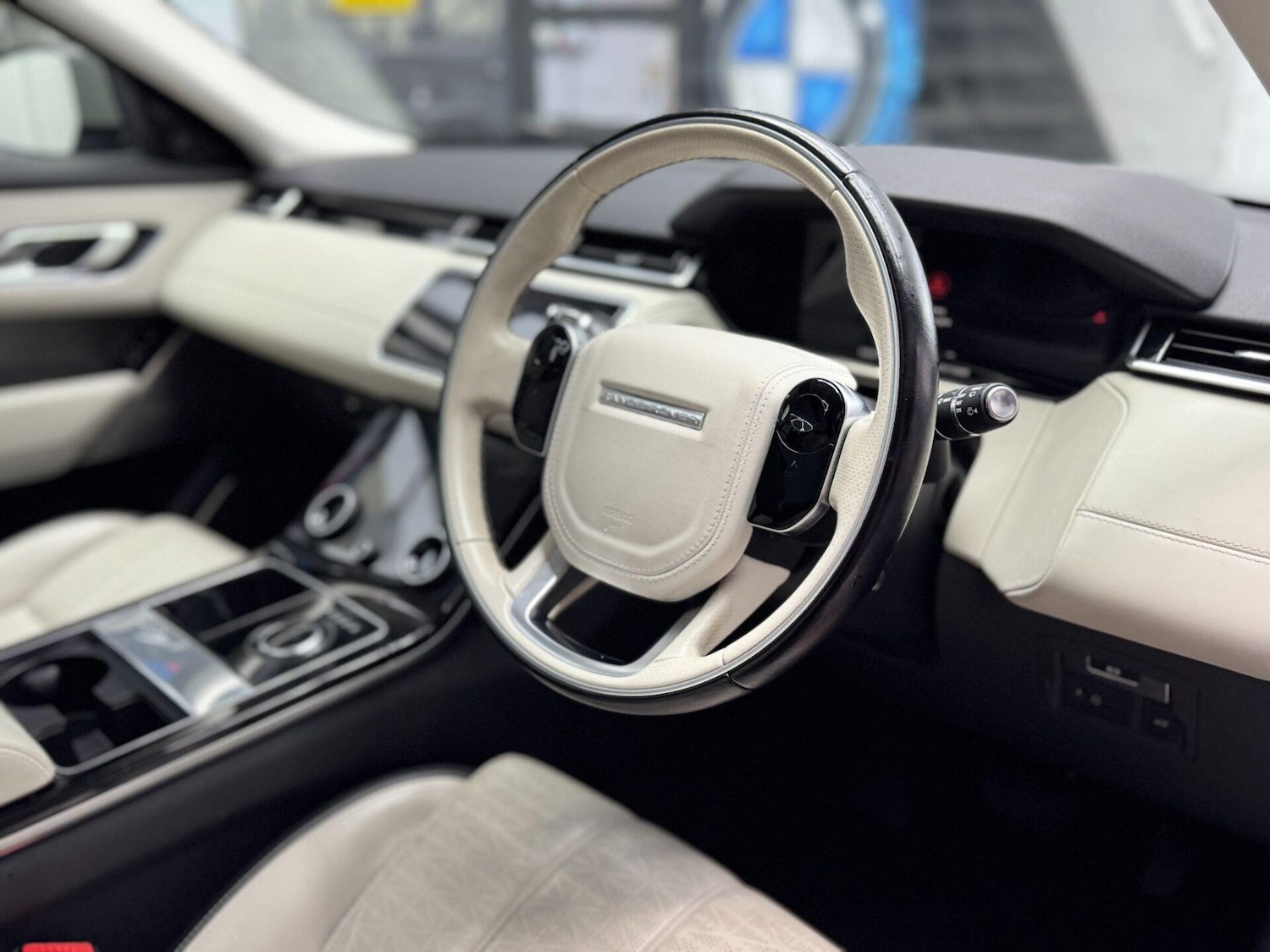 Used Land Rover Range Rover Velar 2019 for sale - 76589108: Photo 36