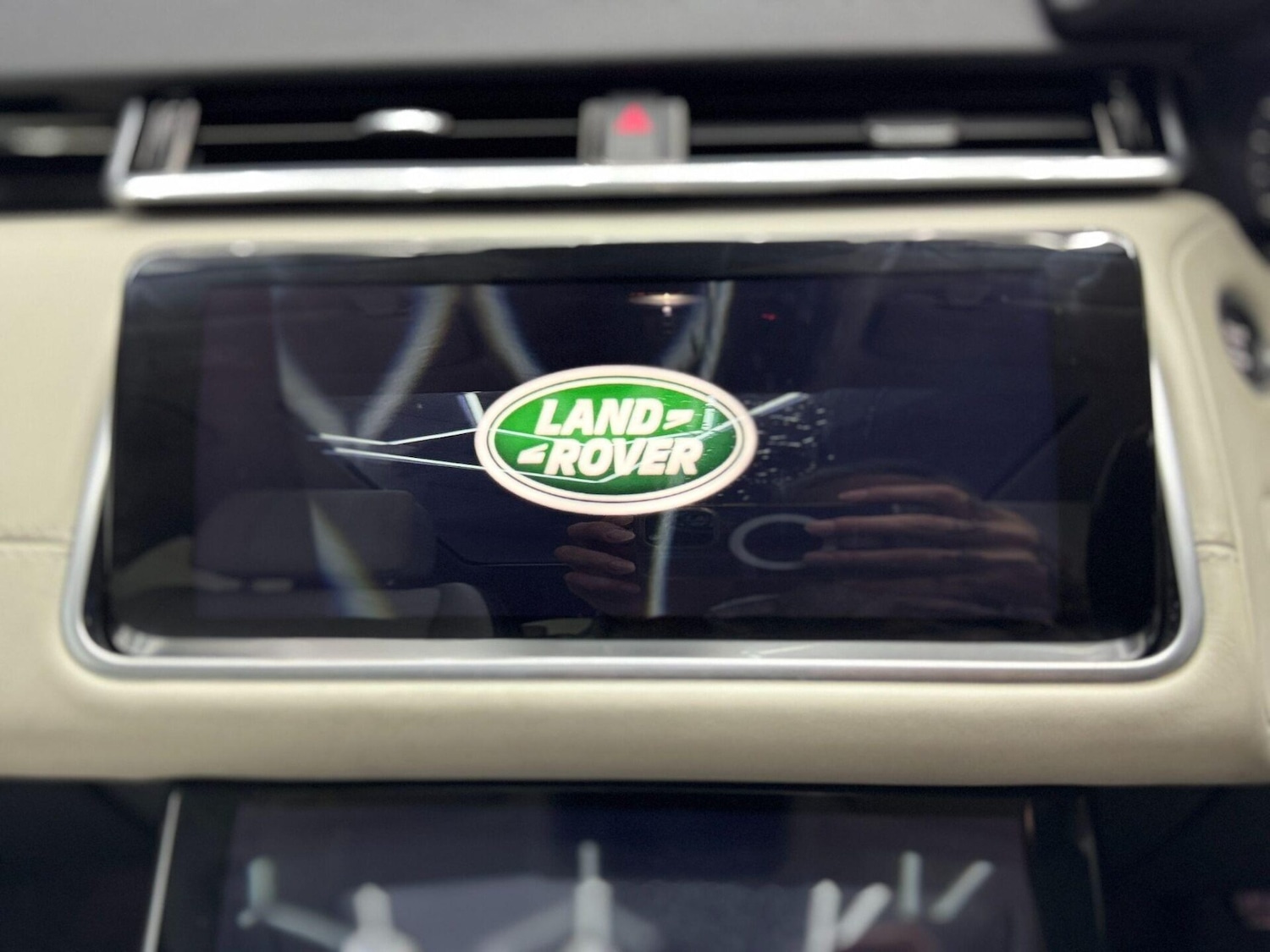 Used Land Rover Range Rover Velar 2019 for sale - 76589108: Photo 46