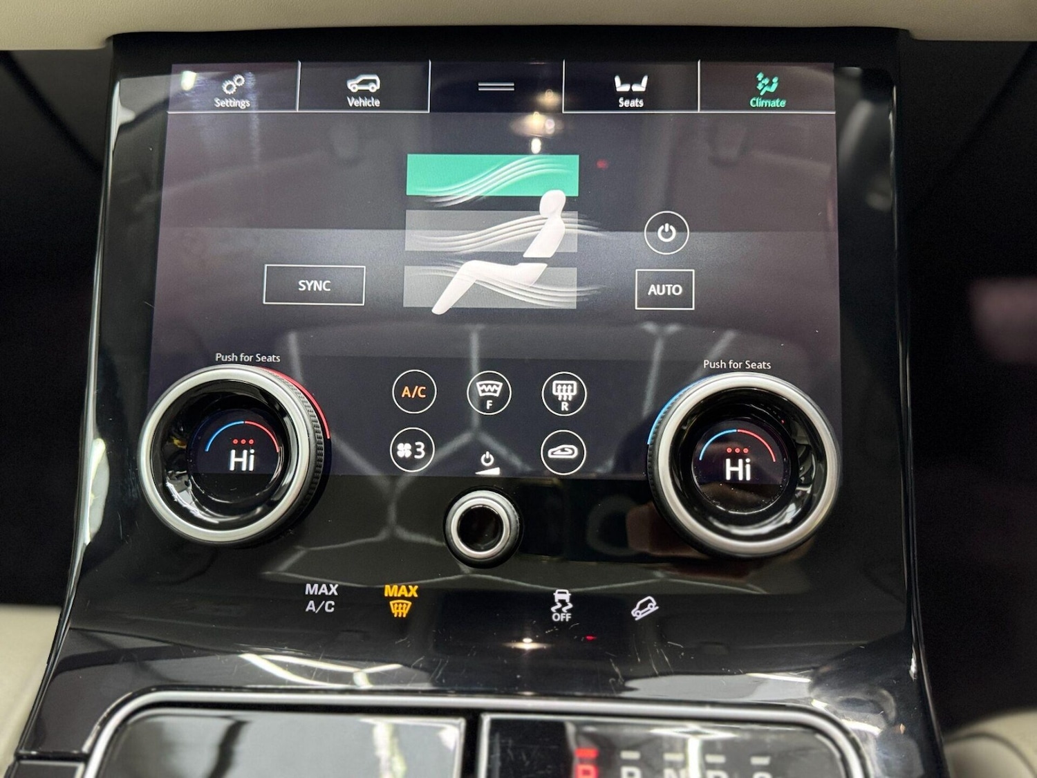 Used Land Rover Range Rover Velar 2019 for sale - 76589108: Photo 50