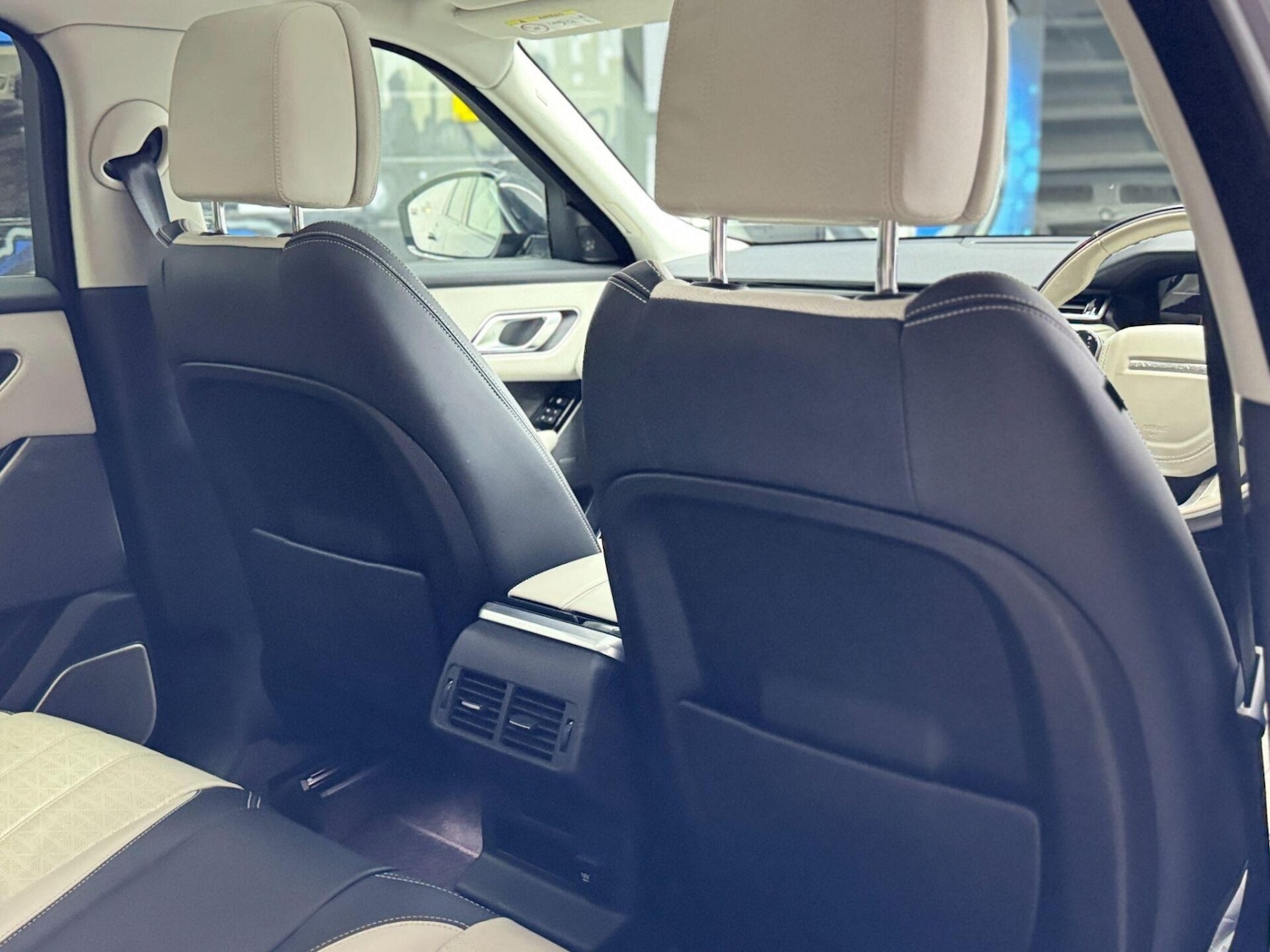 Used Land Rover Range Rover Velar 2019 for sale - 76589108: Photo 61