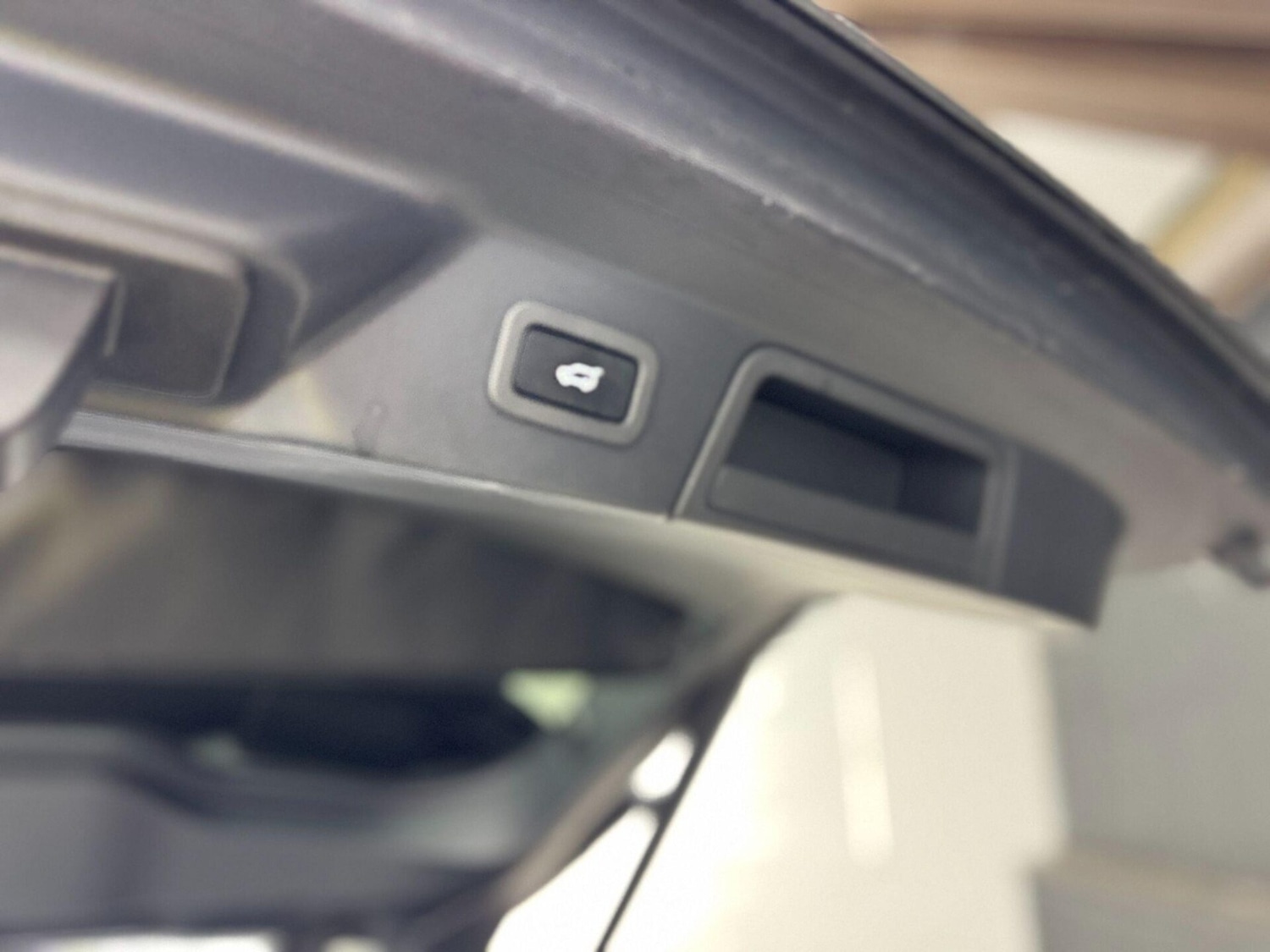 Used Land Rover Range Rover Velar 2019 for sale - 76589108: Photo 65