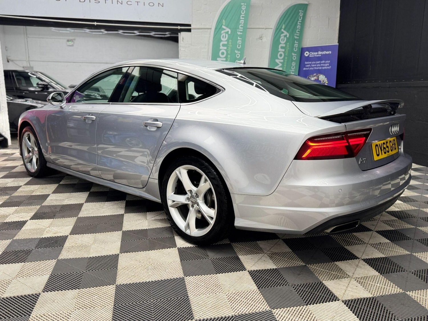 Used Audi A7 2015 for sale - 77363389: Photo 4