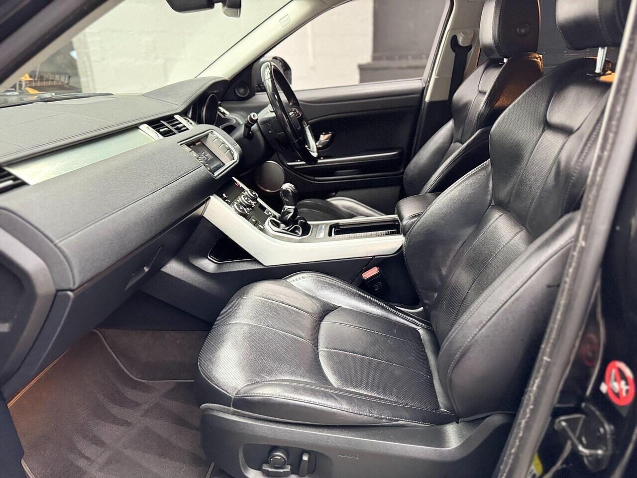 Used Land Rover Range Rover Evoque 2019 for sale - 76945447: Photo 32