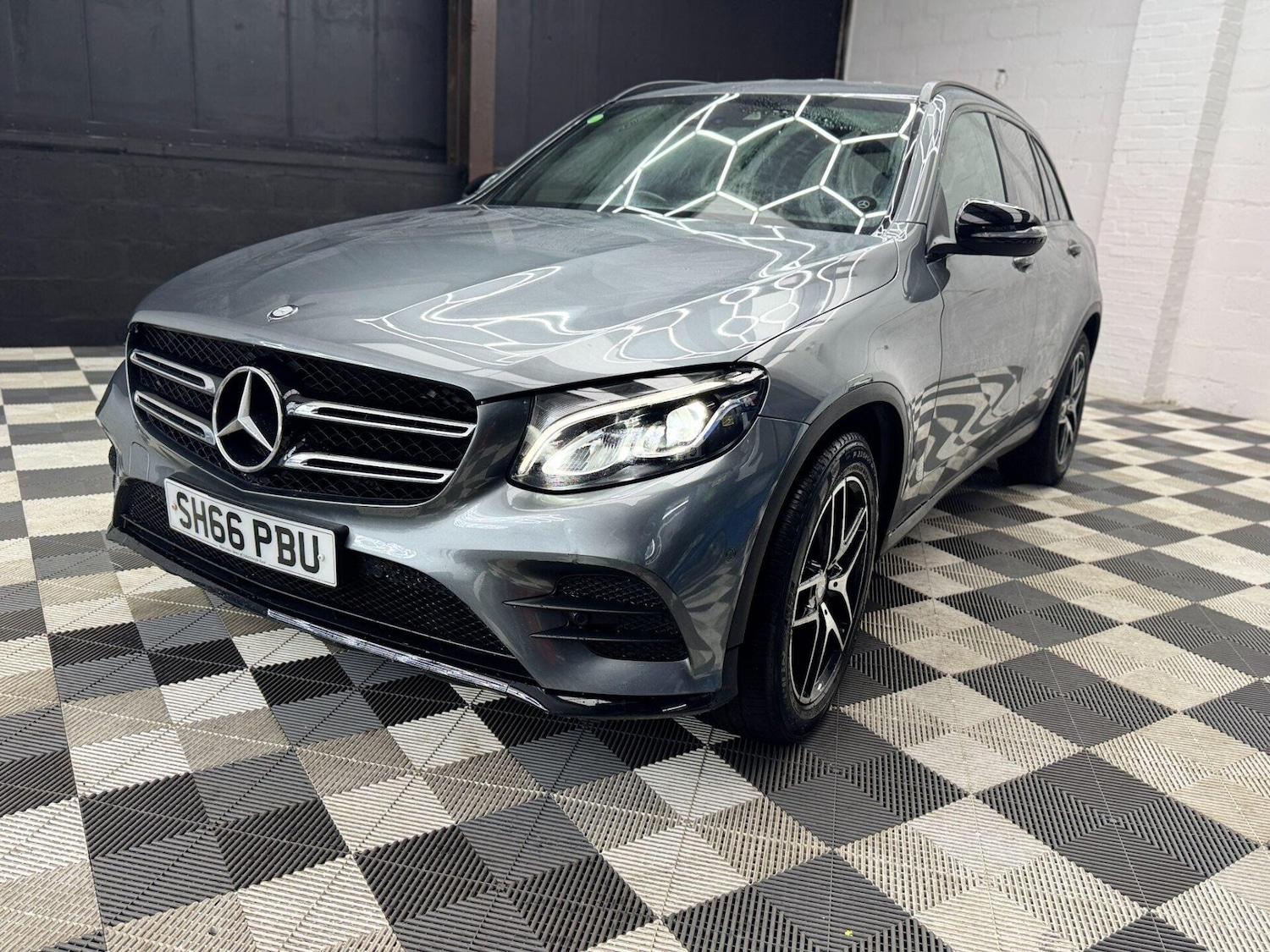 Used Mercedes-Benz GLC 2016 for sale - 76589102: Photo 10