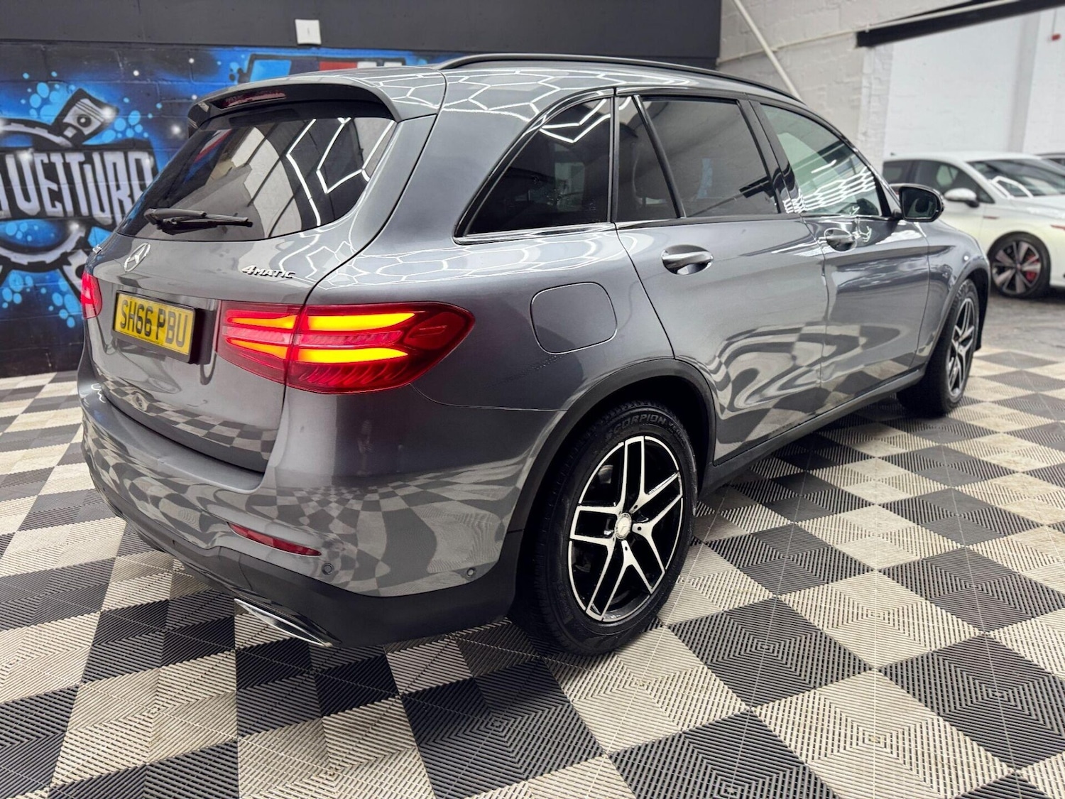 Used Mercedes-Benz GLC 2016 for sale - 76589102: Photo 26