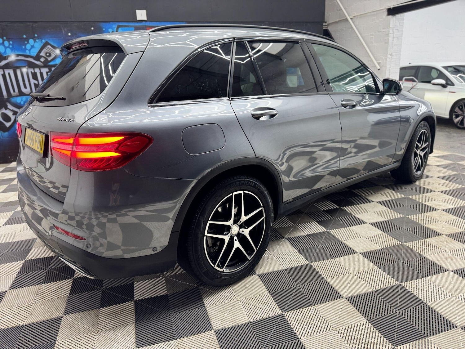 Used Mercedes-Benz GLC 2016 for sale - 76589102: Photo 27