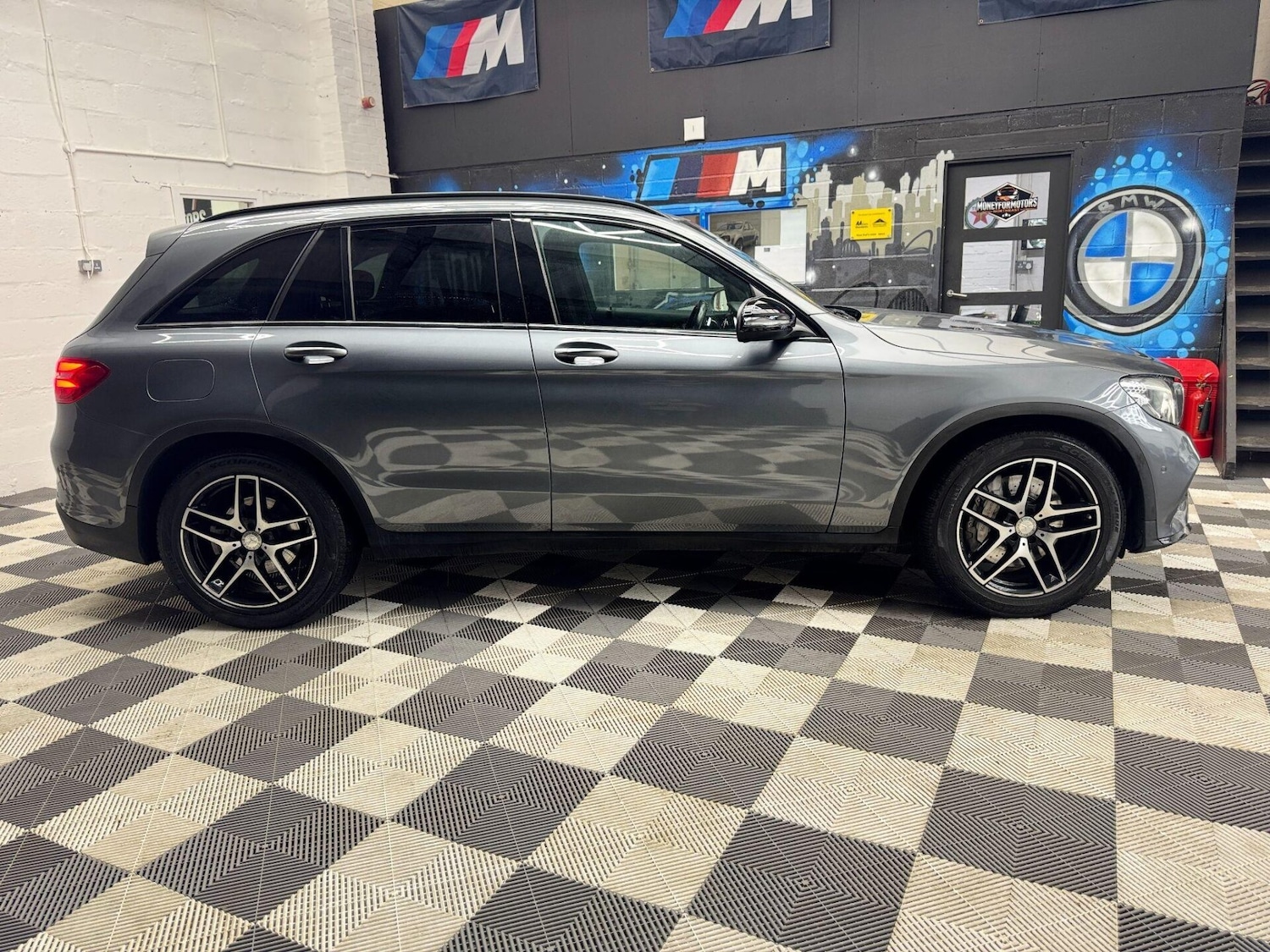 Used Mercedes-Benz GLC 2016 for sale - 76589102: Photo 28
