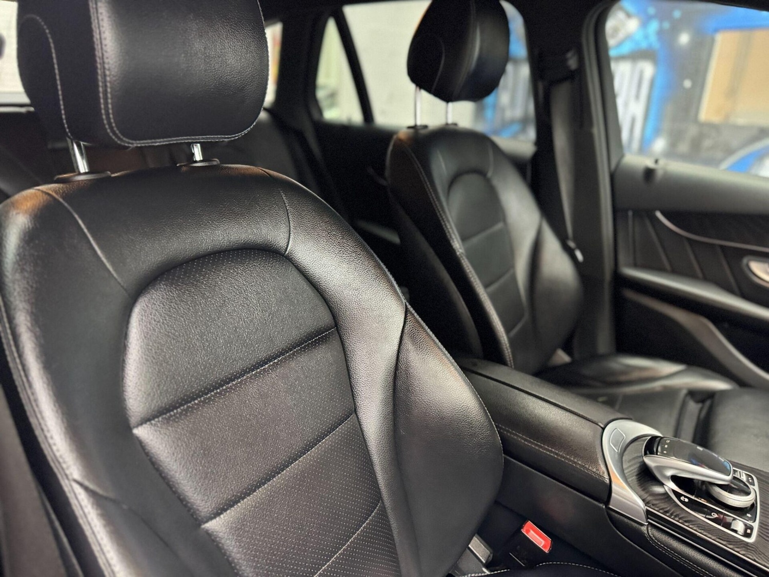 Used Mercedes-Benz GLC 2016 for sale - 76589102: Photo 35