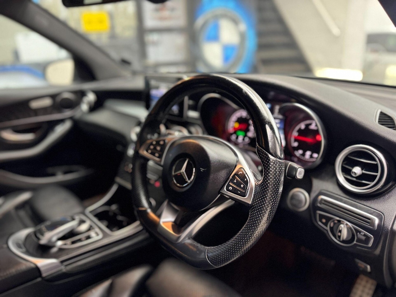 Used Mercedes-Benz GLC 2016 for sale - 76589102: Photo 36