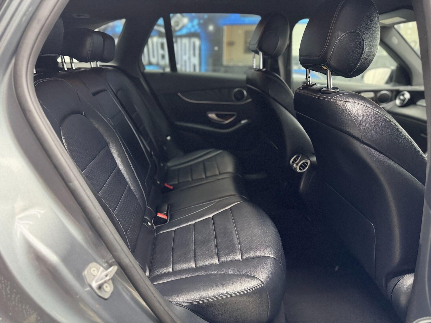 Used Mercedes-Benz GLC 2016 for sale - 76589102: Photo 44