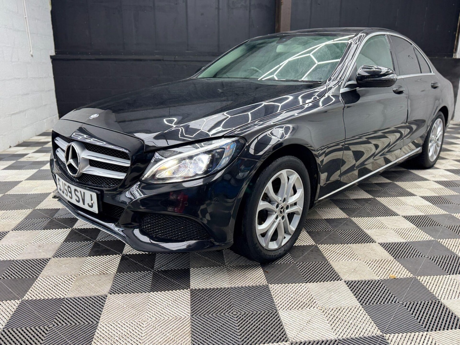 Used Mercedes-Benz C Class 2016 for sale - 76589096: Photo 14