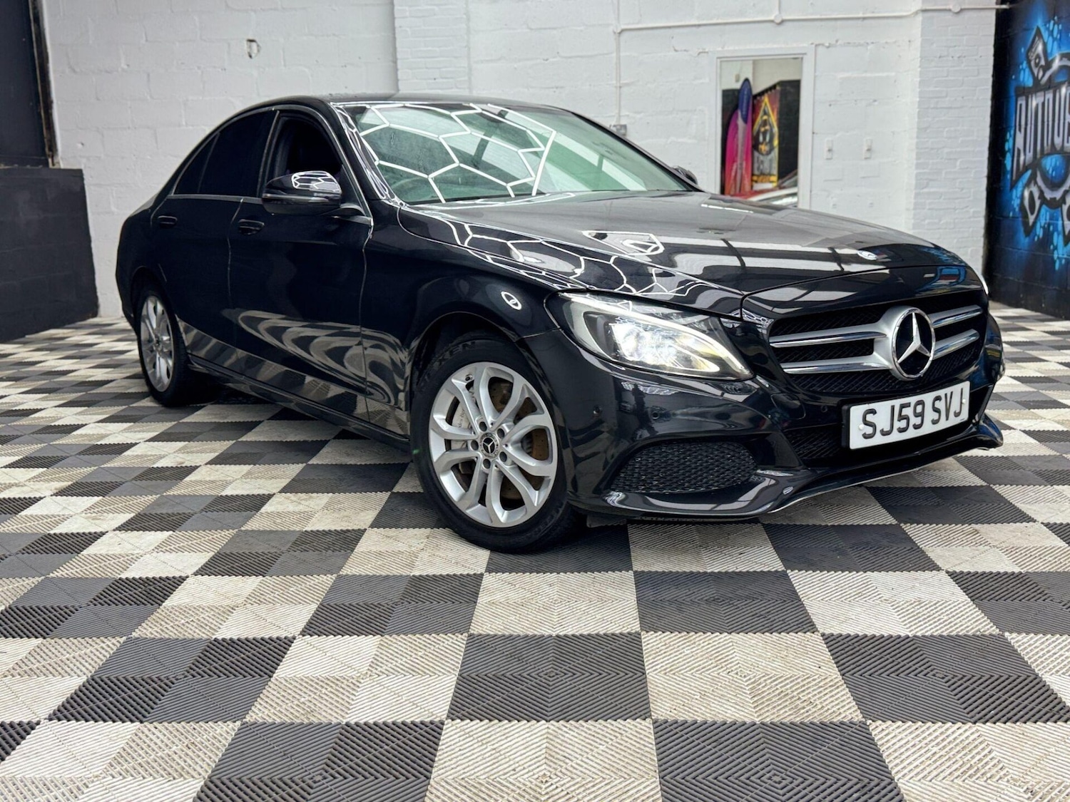 Used Mercedes-Benz C Class 2016 for sale - 76589096: Photo 3