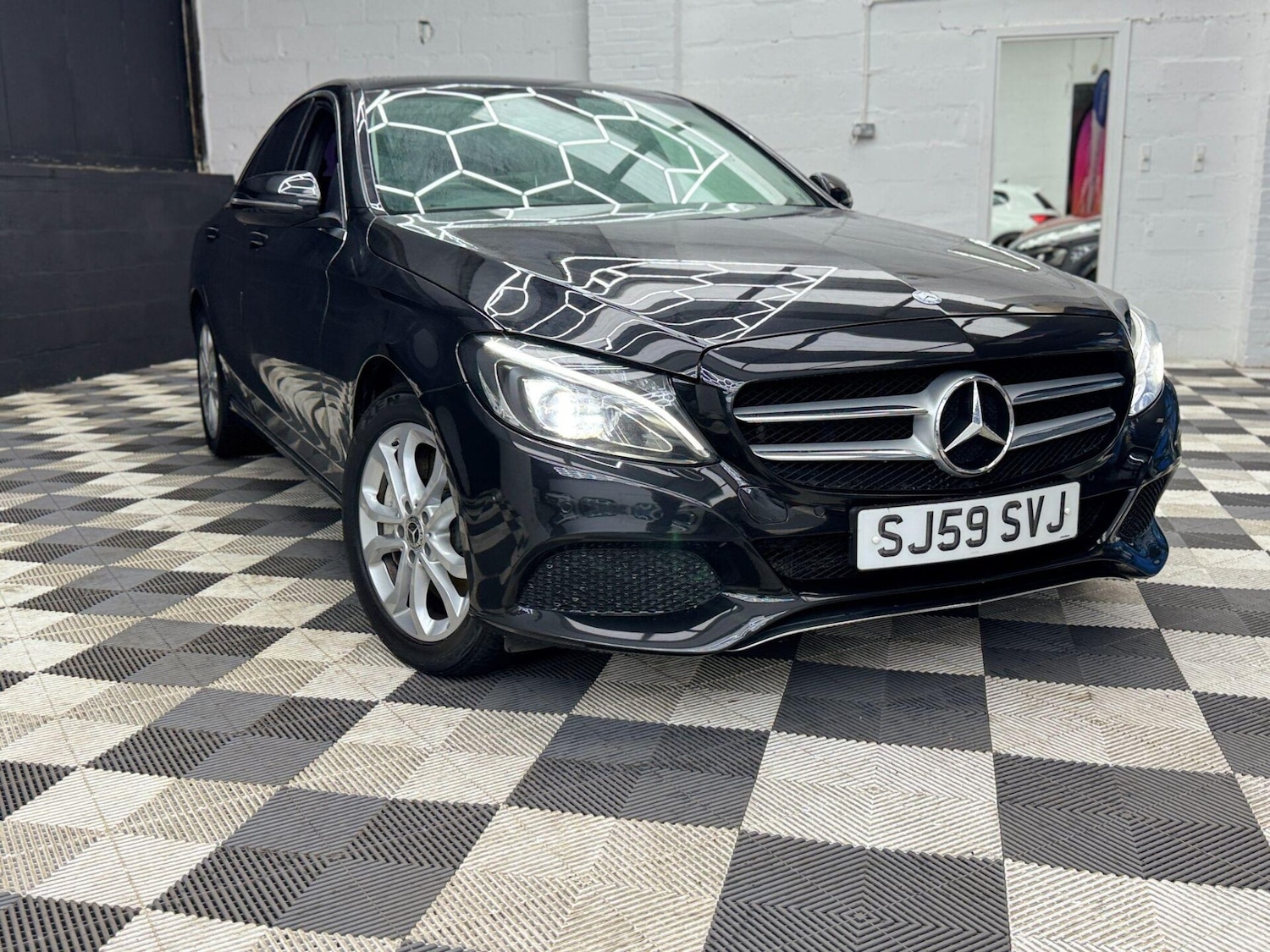 Used Mercedes-Benz C Class 2016 for sale - 76589096: Photo 6