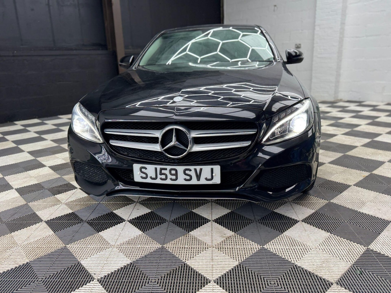 Used Mercedes-Benz C Class 2016 for sale - 76589096: Photo 9