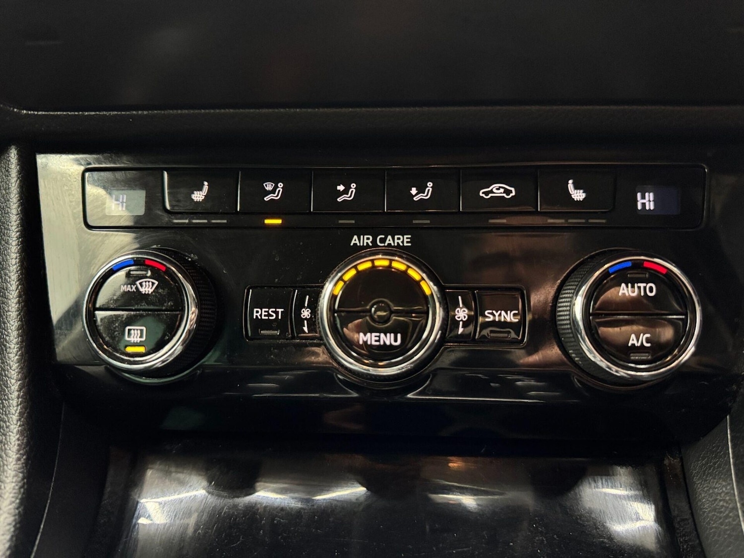 Used Skoda Superb 2017 for sale - 76616988: Photo 27