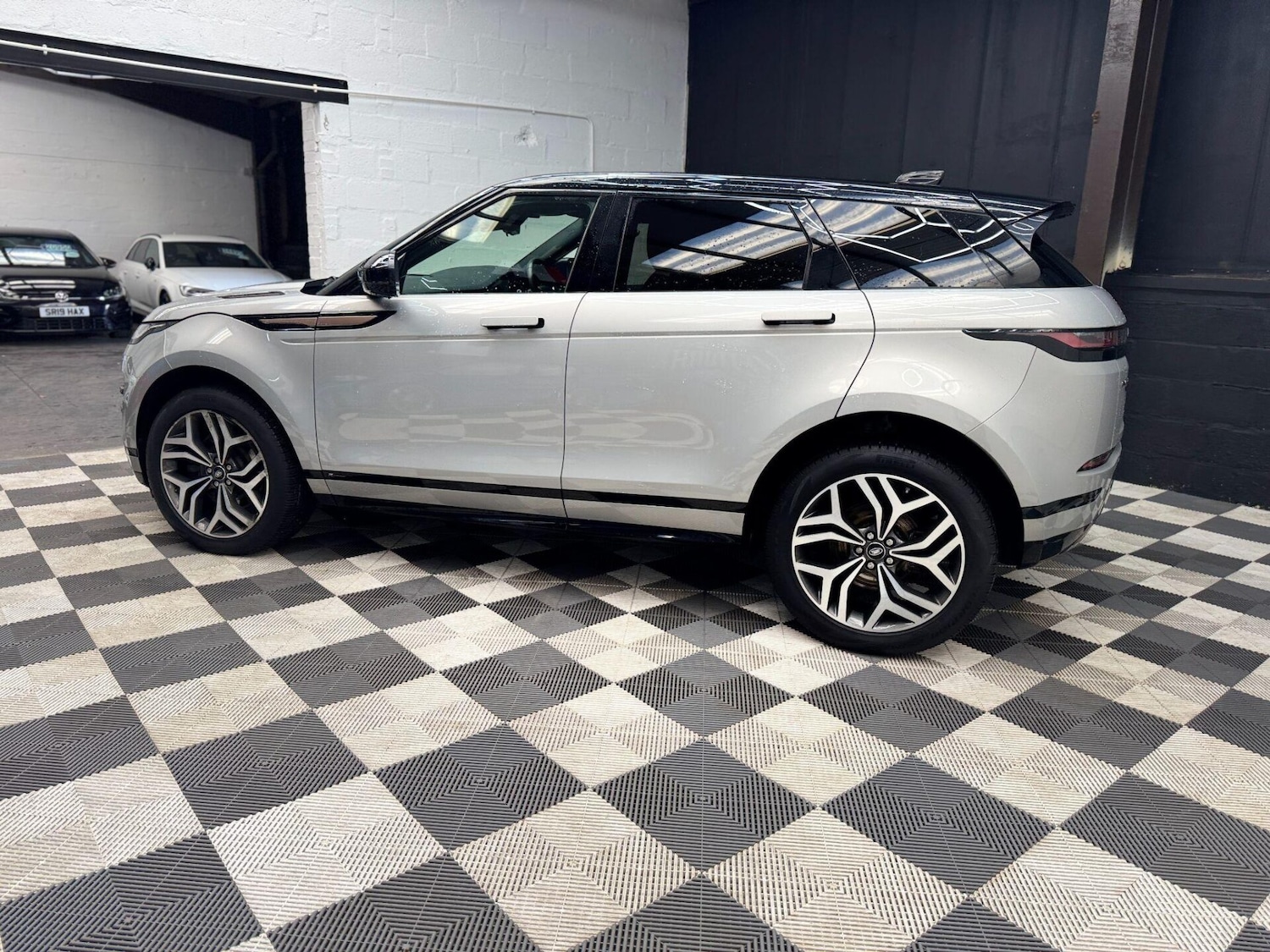 Used Land Rover Range Rover Evoque 2020 for sale - 76651134: Photo 11