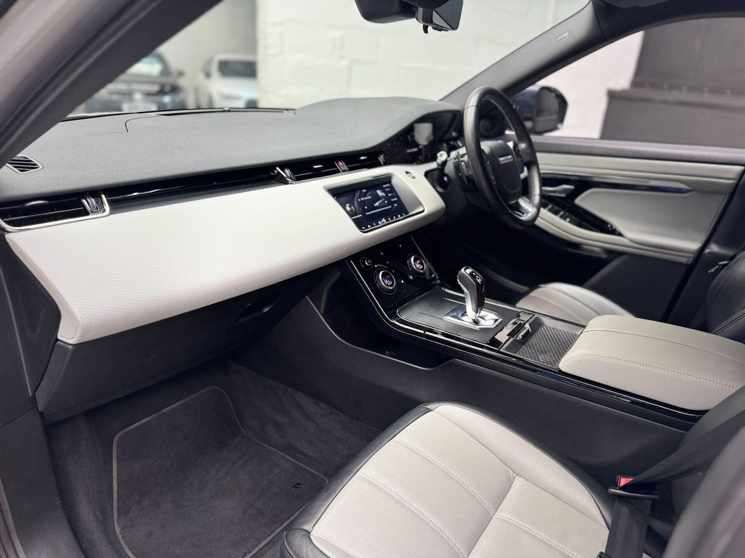 Used Land Rover Range Rover Evoque 2020 for sale - 76651134: Photo 41