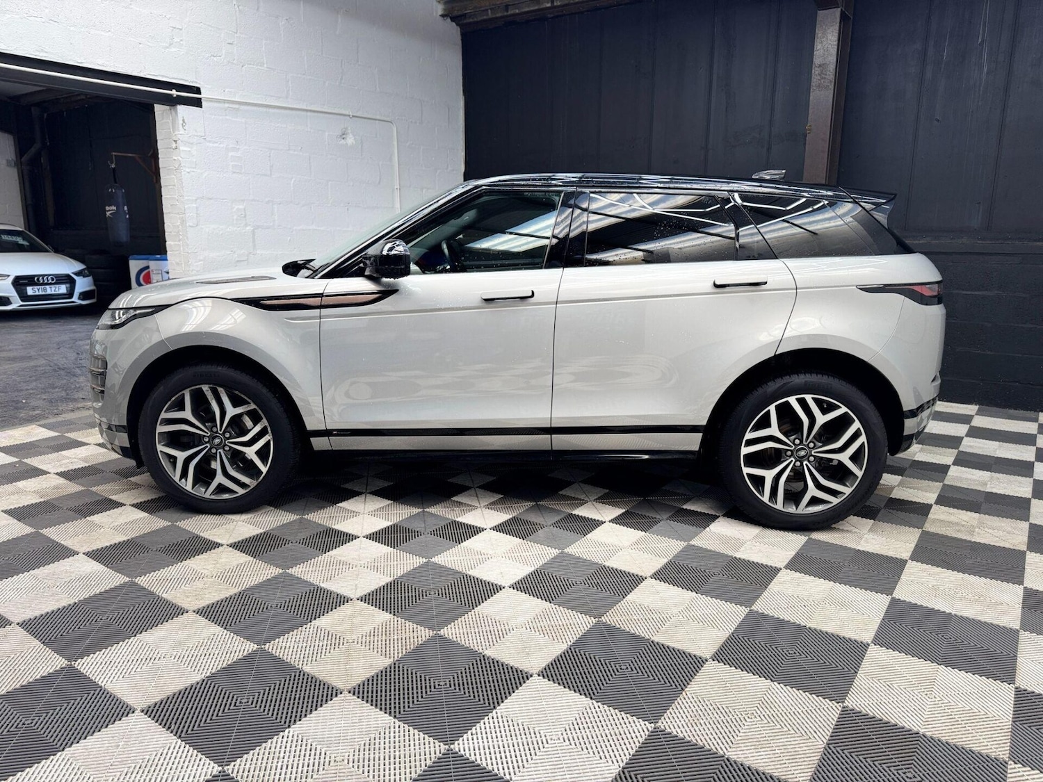 Used Land Rover Range Rover Evoque 2020 for sale - 76651134: Photo 9
