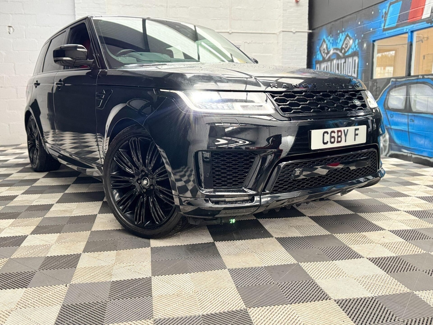 Used Land Rover Range Rover Sport 2018 for sale - 76508901: Photo 1