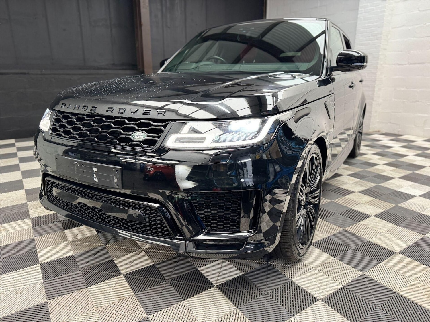 Used Land Rover Range Rover Sport 2018 for sale - 76508901: Photo 10