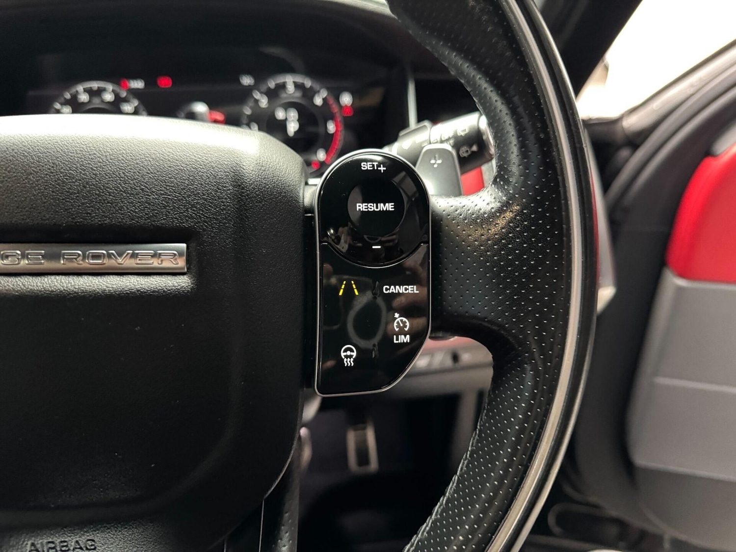 Used Land Rover Range Rover Sport 2018 for sale - 76508901: Photo 30