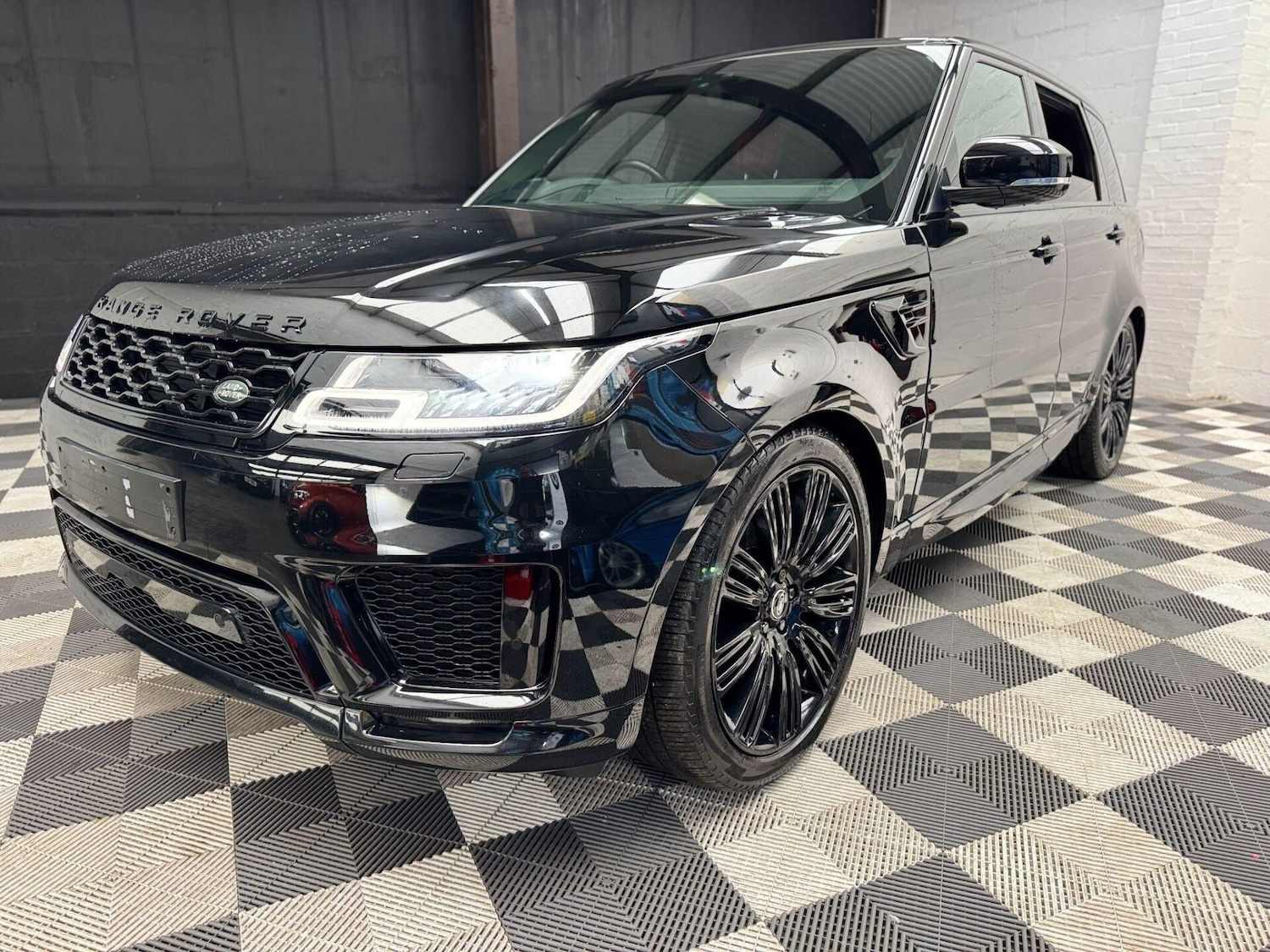 Used Land Rover Range Rover Sport 2018 for sale - 76508901: Photo 9