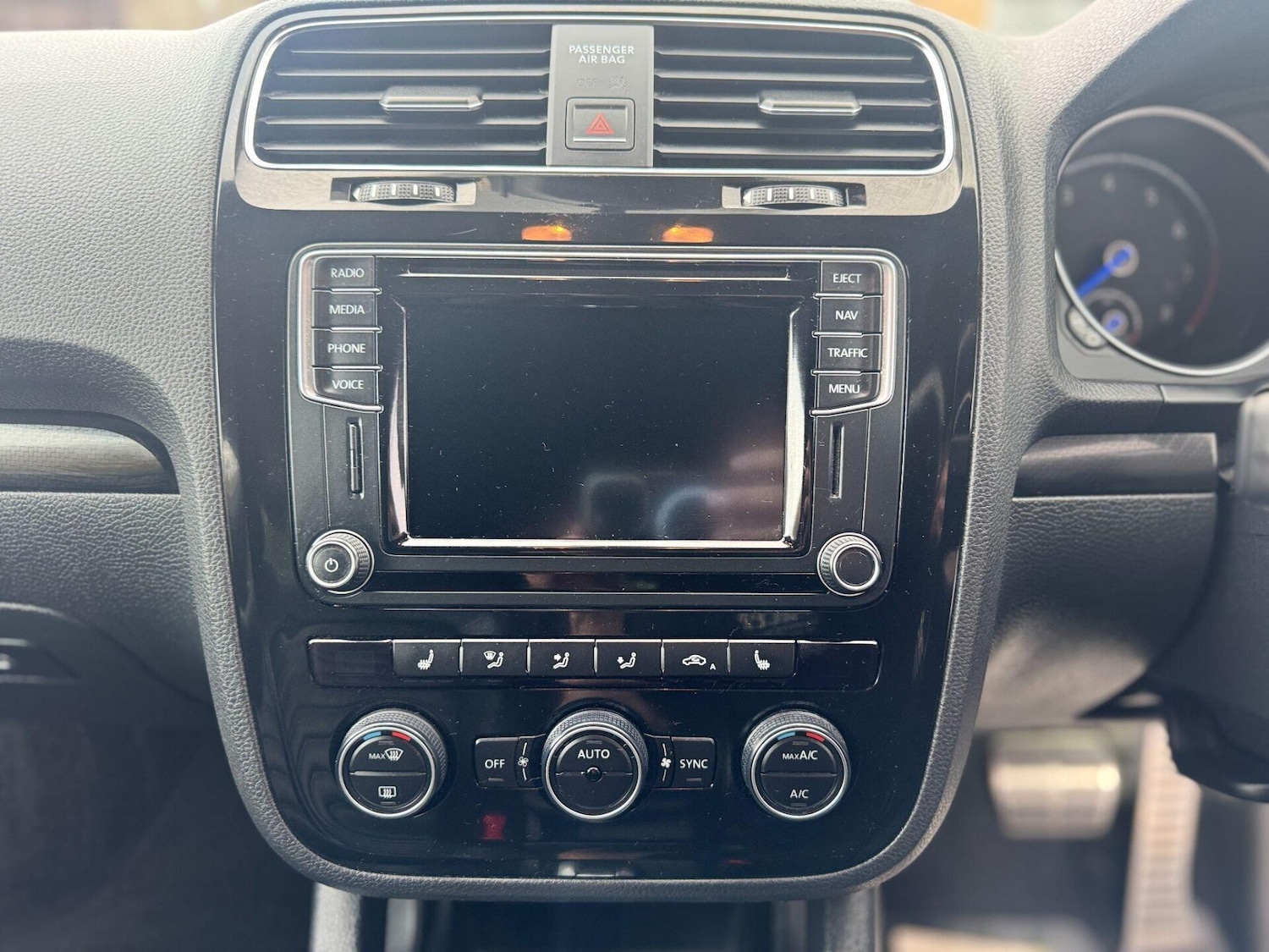 Used Volkswagen Scirocco 2015 for sale - 76334357: Photo 29