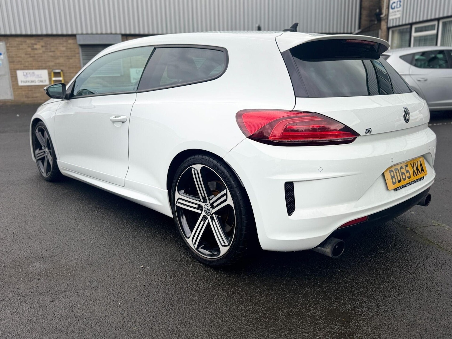Used Volkswagen Scirocco 2015 for sale - 76334357: Photo 4