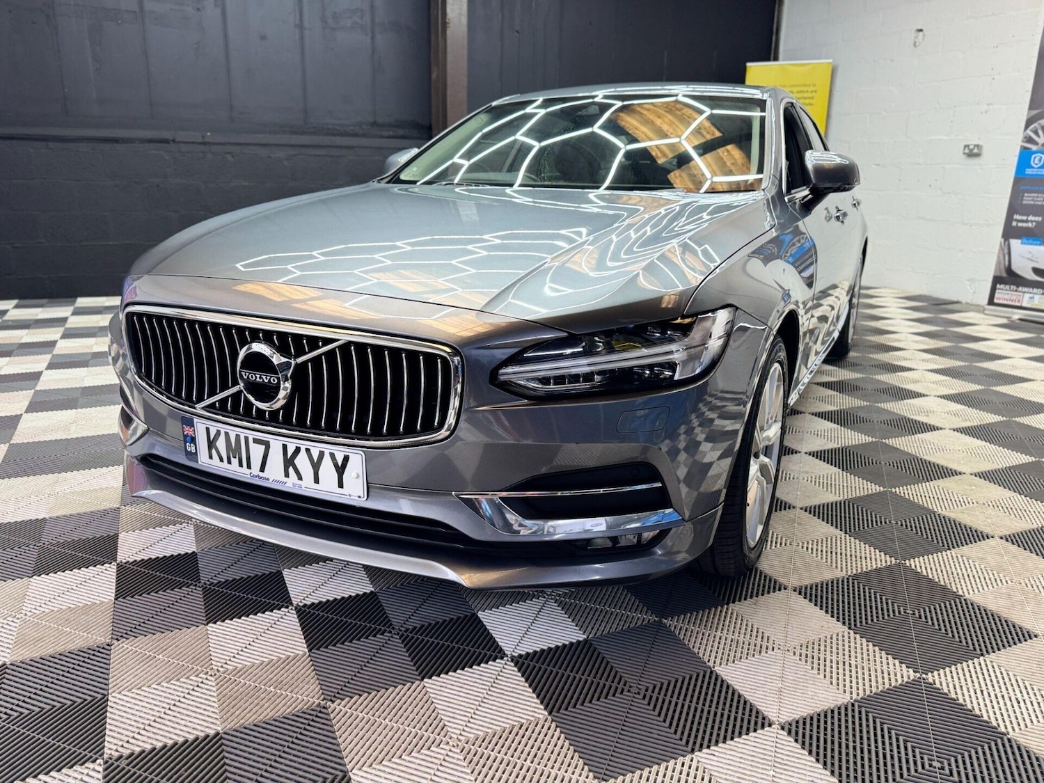 Used Volvo S90 2017 for sale - 76287059: Photo 13