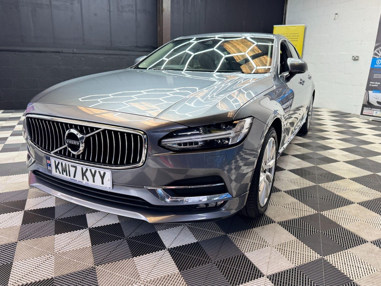 Used Volvo S90 2017 for sale - 76287059: Photo 14