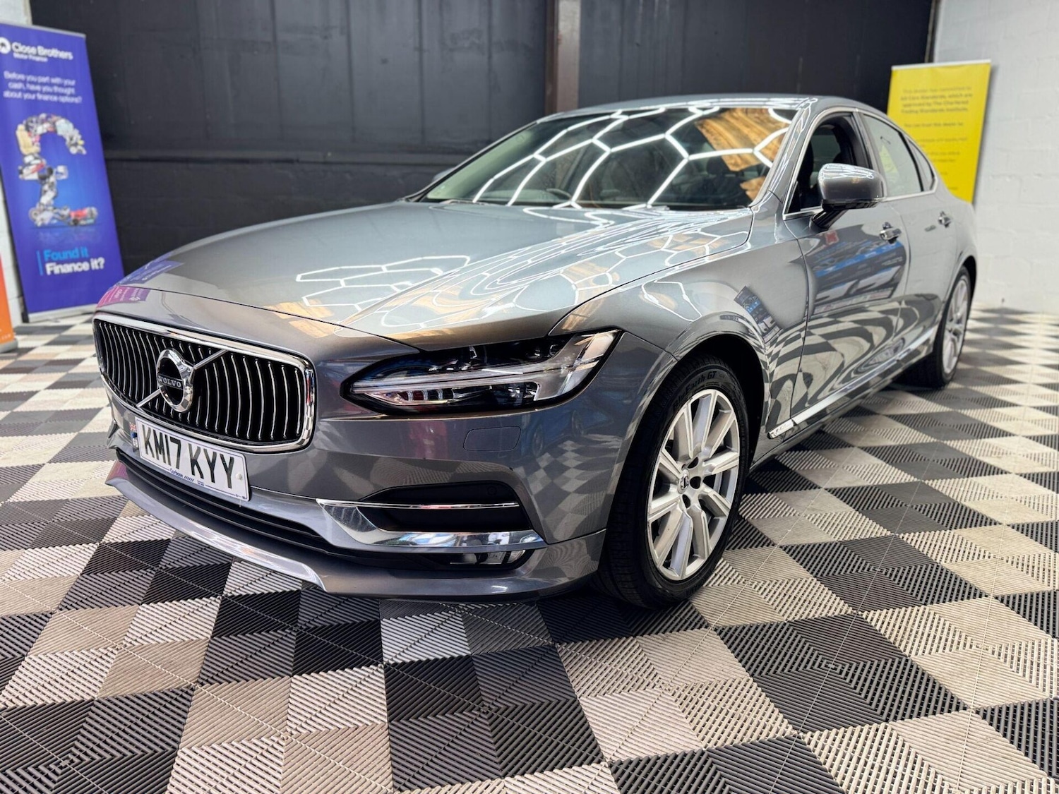 Used Volvo S90 2017 for sale - 76287059: Photo 15