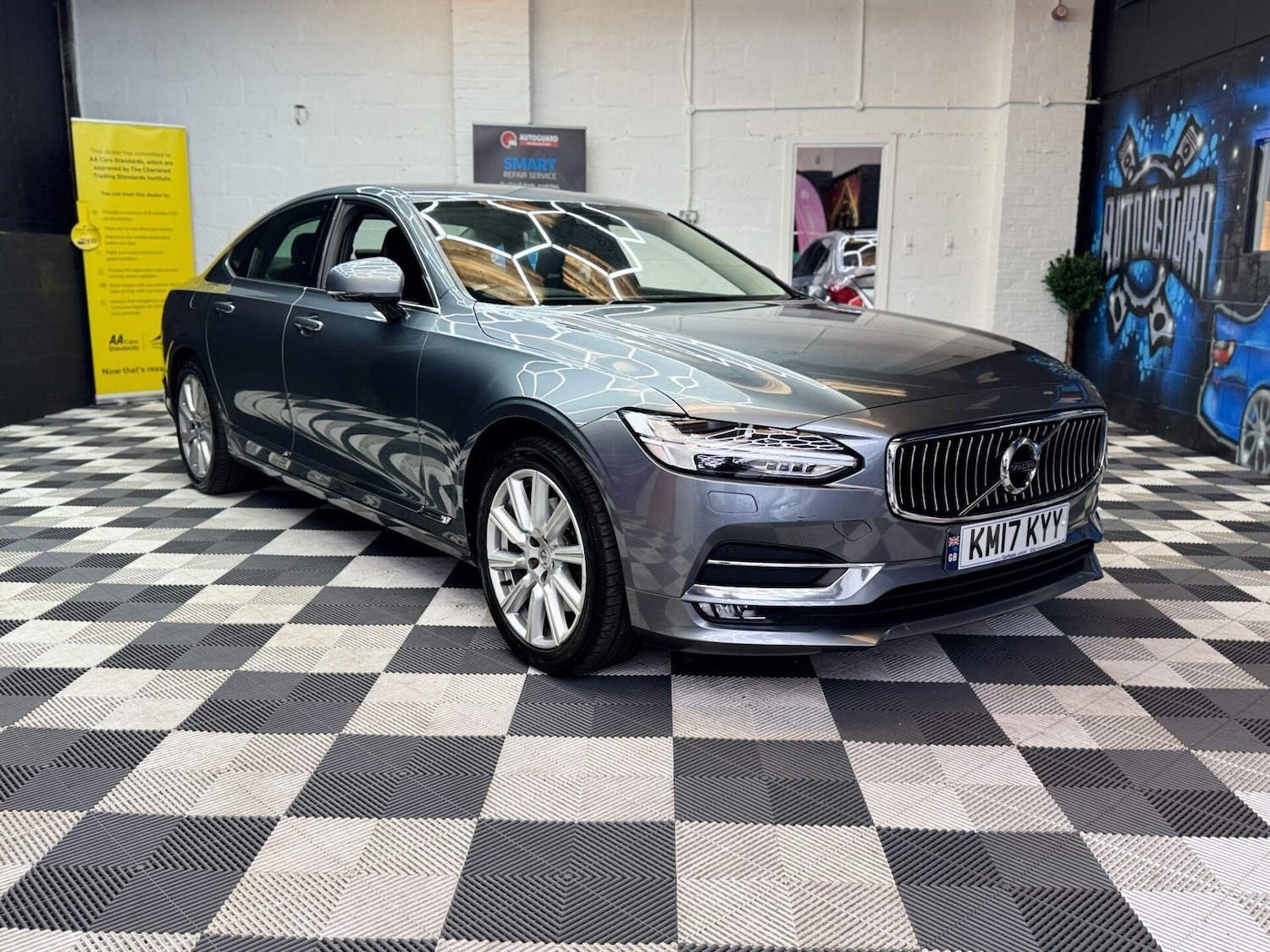 Used Volvo S90 2017 for sale - 76287059: Photo 3