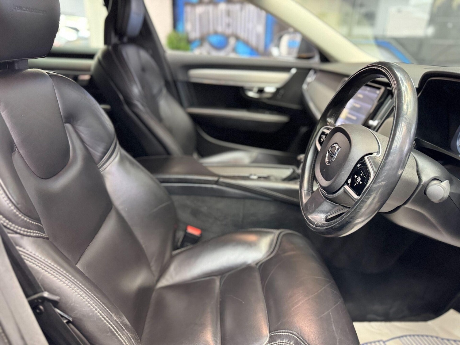 Used Volvo S90 2017 for sale - 76287059: Photo 32