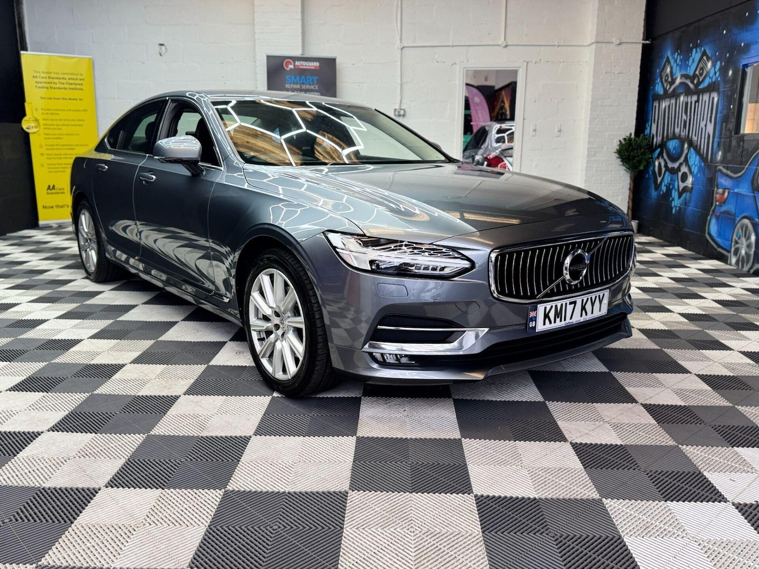 Used Volvo S90 2017 for sale - 76287059: Photo 4