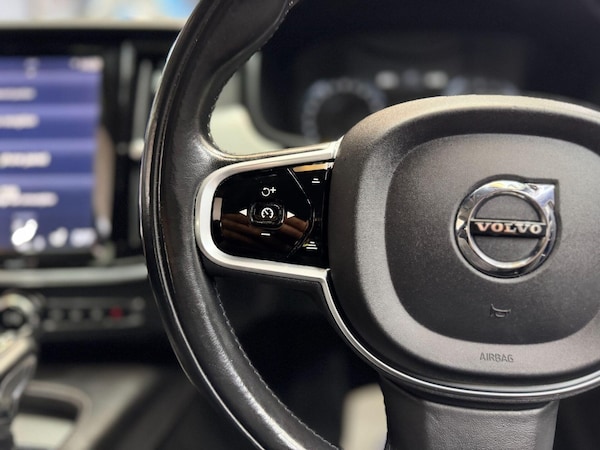 Used Volvo S90 2017 for sale - 76287059: Photo 40