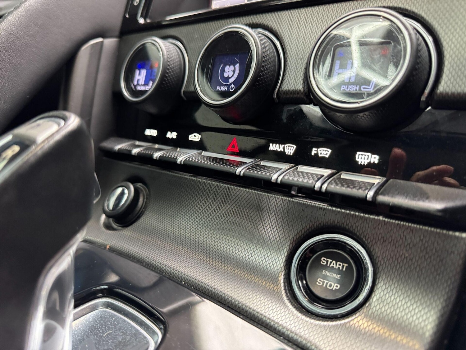 Used Jaguar F-Type 2014 for sale - 77351291: Photo 25