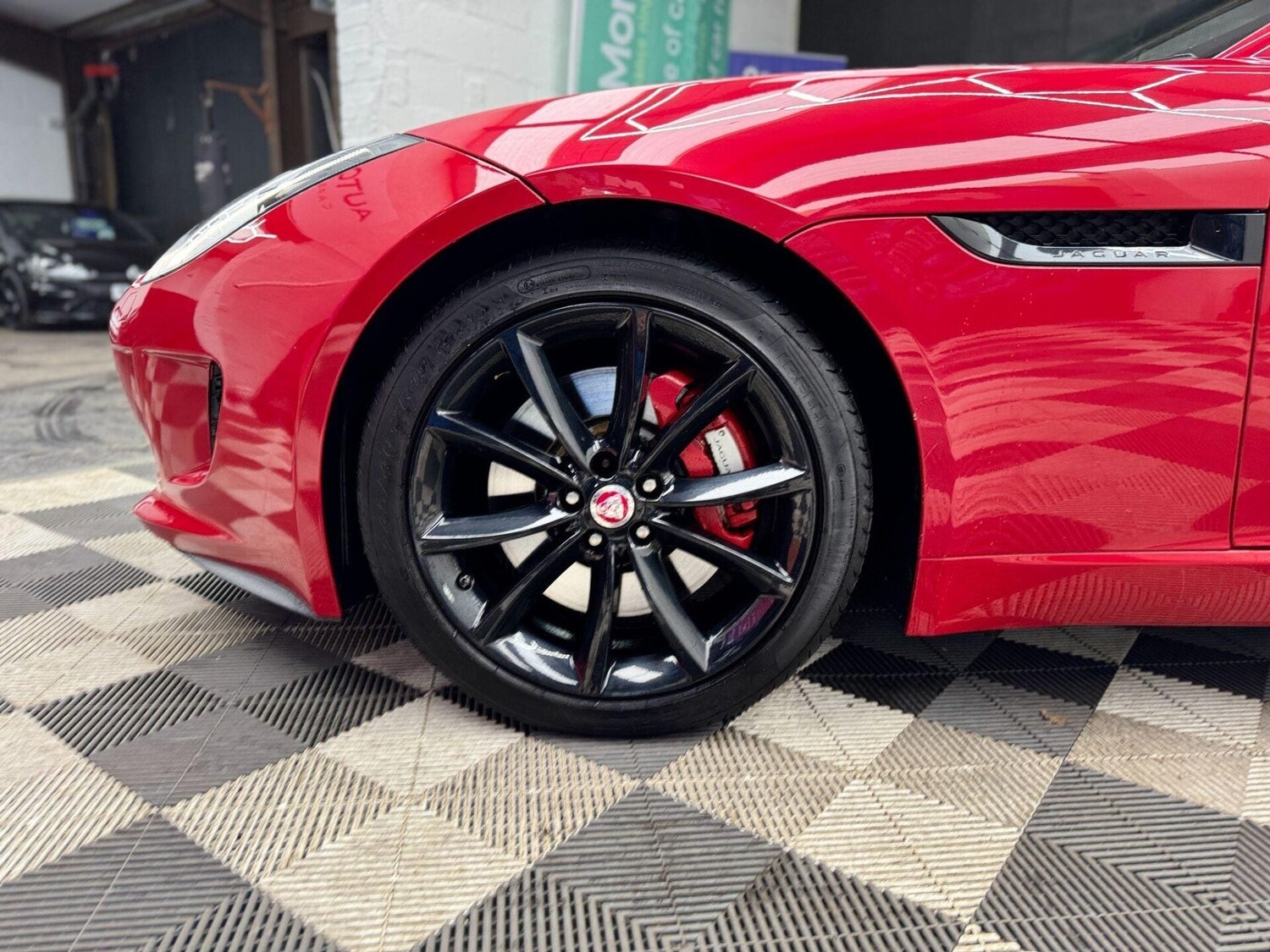 Used Jaguar F-Type 2014 for sale - 77351291: Photo 26