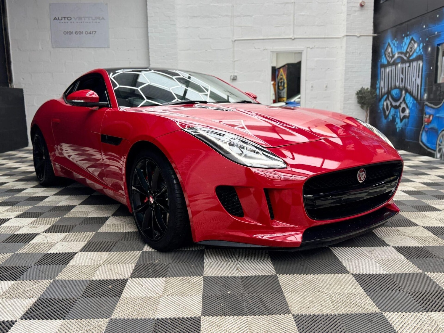 Used Jaguar F-Type 2014 for sale - 77351291: Photo 6
