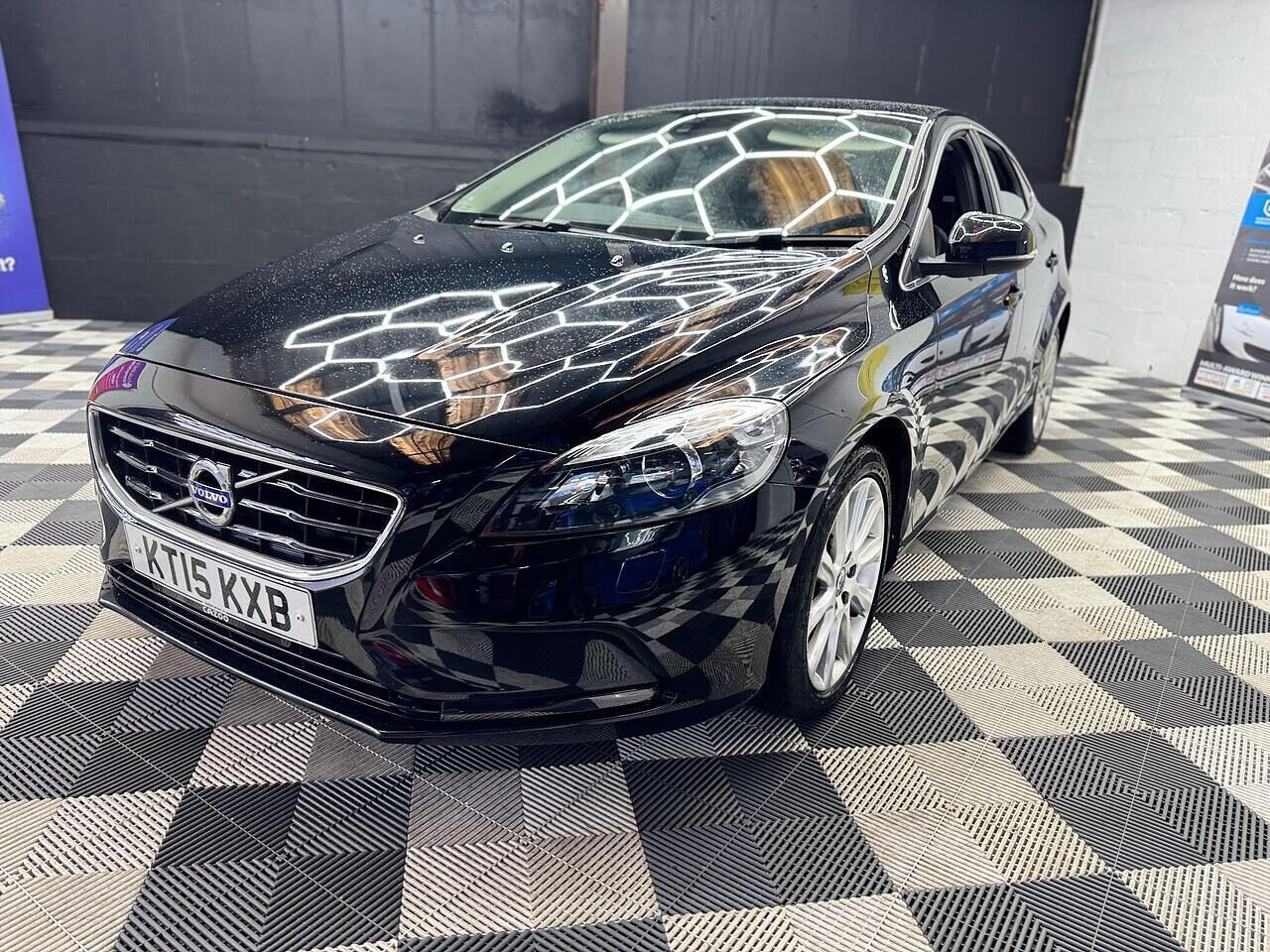 Used Volvo V40 2015 for sale - 76115674: Photo 12