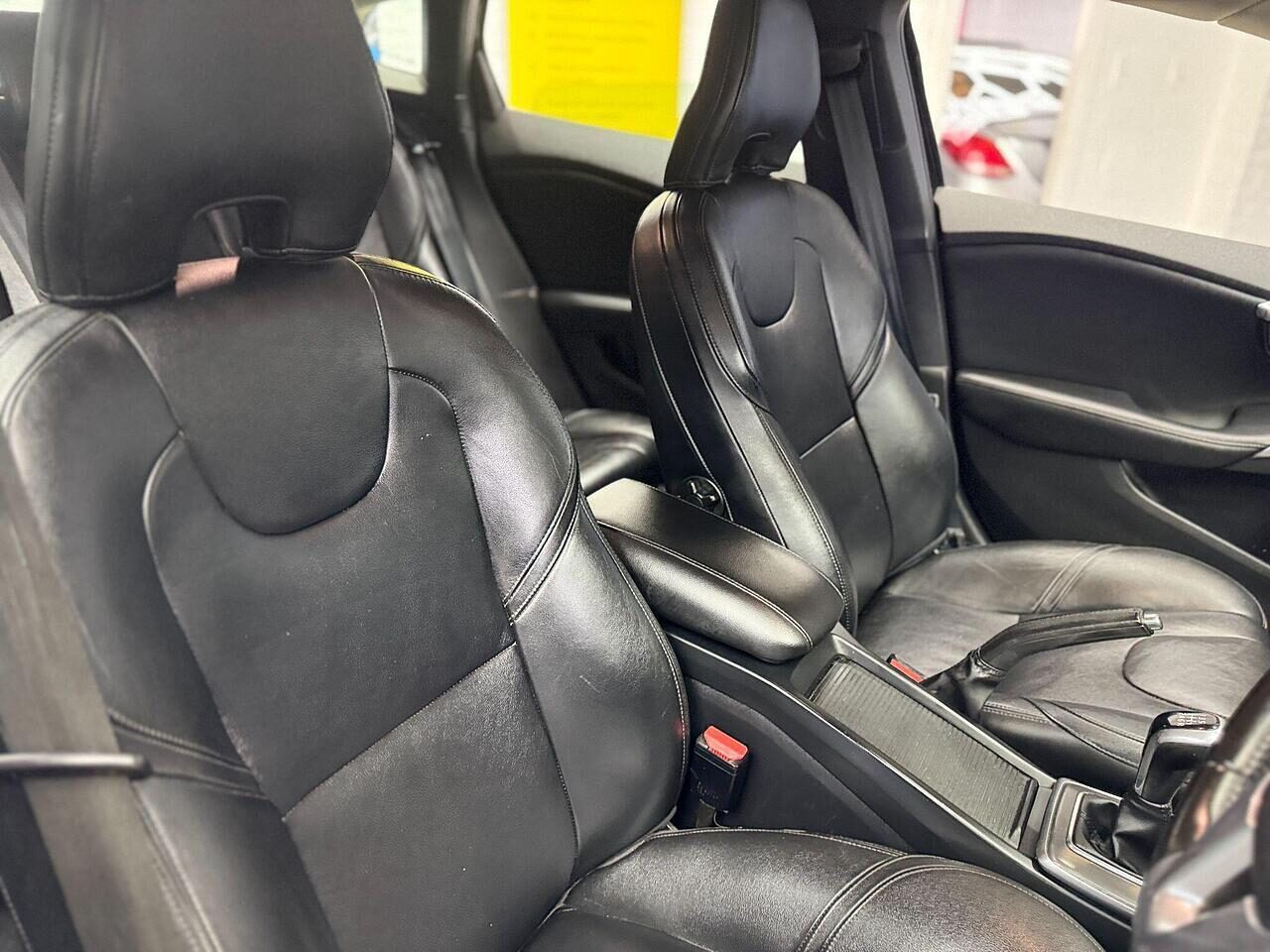 Used Volvo V40 2015 for sale - 76115674: Photo 20