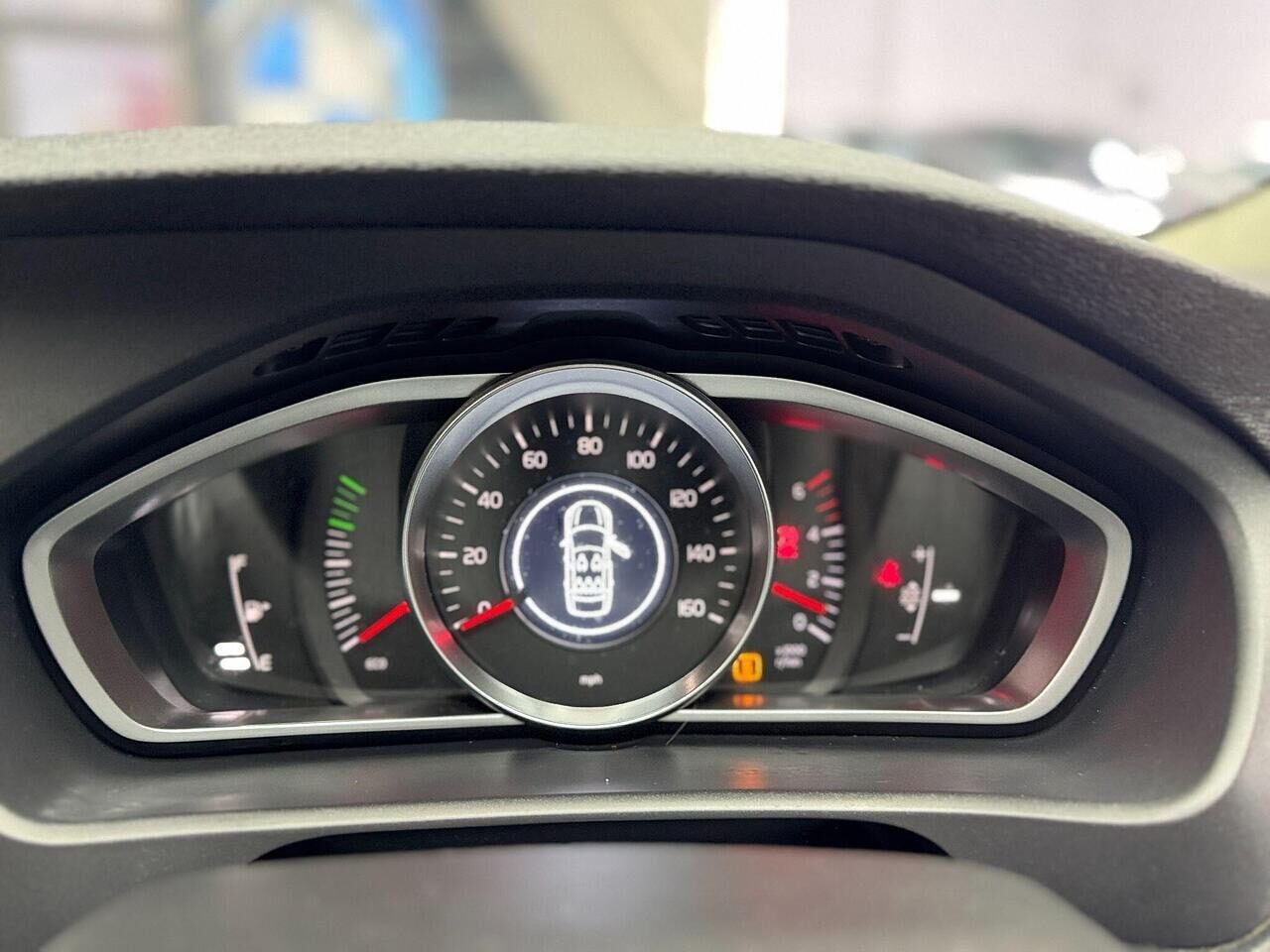 Used Volvo V40 2015 for sale - 76115674: Photo 34