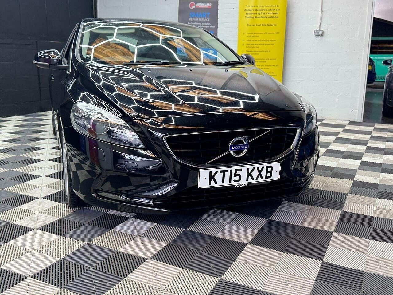 Used Volvo V40 2015 for sale - 76115674: Photo 6